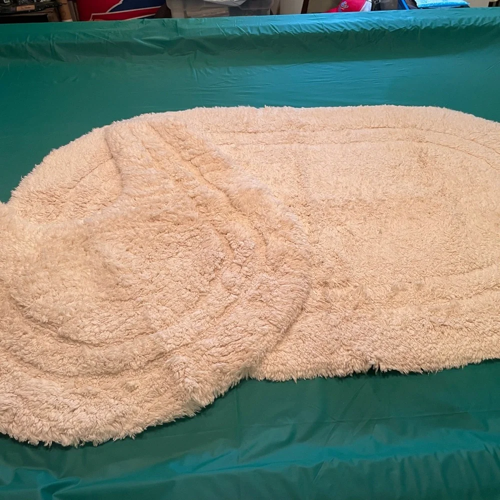 Creme Bath Rug Set